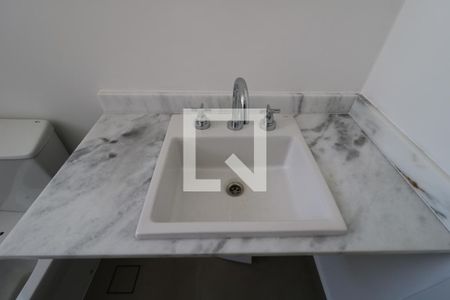 Apartamento à venda com 161m², 3 quartos e 3 vagasBanheiro da Suíte 1 - Pia