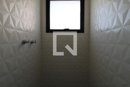 Apartamento à venda com 161m², 3 quartos e 3 vagasBanheiro da Suíte 3 - Box