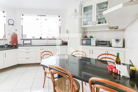 Casa à venda com 350m², 4 quartos e 3 vagasCozinha