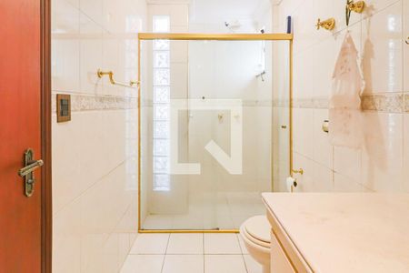 Casa à venda com 350m², 4 quartos e 3 vagasBanheiro Quarto 2 - Suite