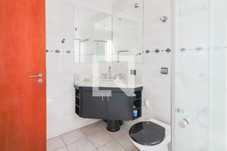 Casa à venda com 350m², 4 quartos e 3 vagasBanheiro Quarto 3 - Suite