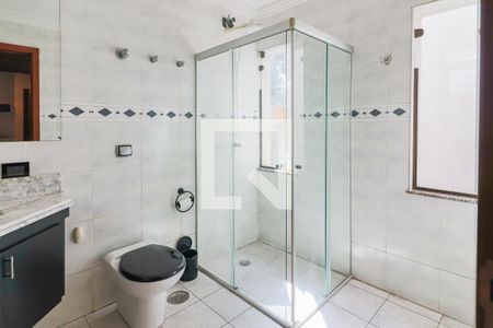 Casa à venda com 350m², 4 quartos e 3 vagasBanheiro Quarto 3 - Suite