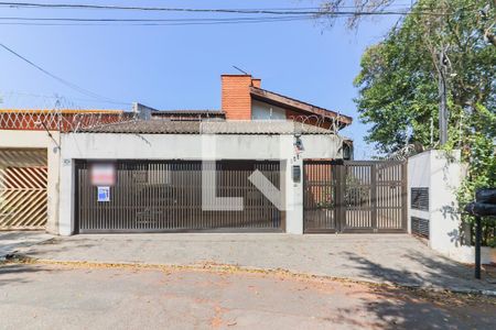 Casa à venda com 350m², 4 quartos e 3 vagasFachada