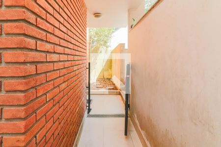 Casa à venda com 350m², 4 quartos e 3 vagasEntrada Lateral