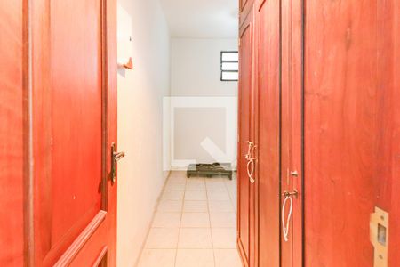 Casa à venda com 350m², 4 quartos e 3 vagasQuarto Serviço