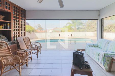 Casa à venda com 350m², 4 quartos e 3 vagasÁrea comum - Salão de festas