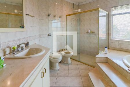 Casa à venda com 350m², 4 quartos e 3 vagasBanheiro Quarto 1 - Suite Master