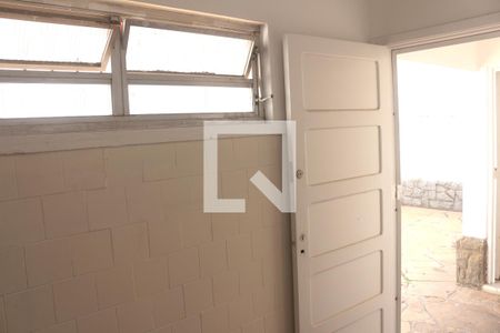 Casa à venda com 180m², 2 quartos e 2 vagasÁrea de Serviço