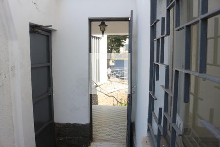 Casa à venda com 180m², 2 quartos e 2 vagasQuintal