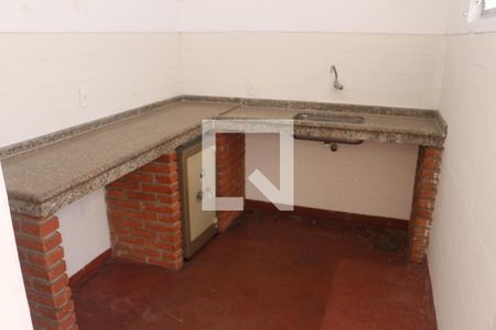 Casa à venda com 180m², 2 quartos e 2 vagasÁrea de Serviço