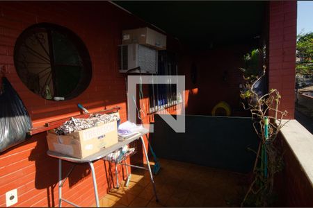 Casa à venda com 180m², 4 quartos e 2 vagasVaranda