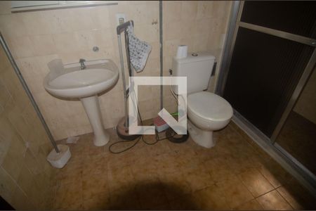 Casa à venda com 180m², 4 quartos e 2 vagasBanheiro 3