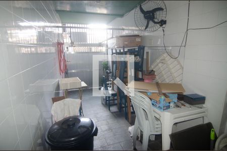 Casa à venda com 180m², 4 quartos e 2 vagasGaragem