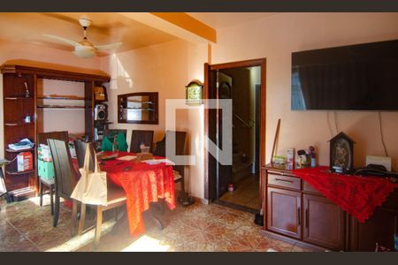 Sala de casa à venda com 4 quartos, 180m² em Portuguesa, Rio de Janeiro