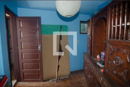Casa à venda com 180m², 4 quartos e 2 vagasQuarto 4