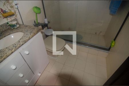 Casa à venda com 180m², 4 quartos e 2 vagasBanheiro 2