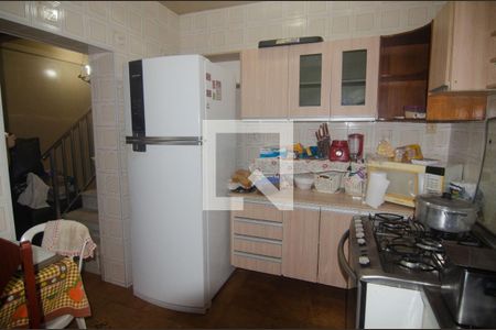 Casa à venda com 180m², 4 quartos e 2 vagasCozinha