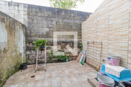 Casa de condomínio à venda com 78m², 2 quartos e 1 vaga Casa de condomínio à venda com 78m², 2 quartos e 1 vagaQuintal