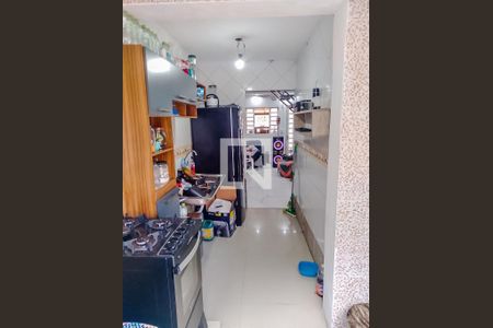 Casa de condomínio à venda com 78m², 2 quartos e 1 vaga Casa de condomínio à venda com 78m², 2 quartos e 1 vagaCozinha