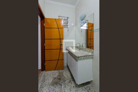 Casa à venda com 280m², 4 quartos e 4 vagasBanheiro suíte 1