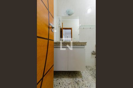 Casa à venda com 280m², 4 quartos e 4 vagasBanheiro suíte 1