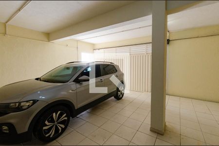 Casa à venda com 280m², 4 quartos e 4 vagasGaragem
