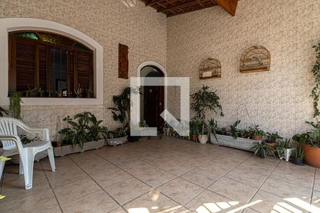 Casa à venda com 137m², 3 quartos e 2 vagas Casa à venda com 137m², 3 quartos e 2 vagasgaragem