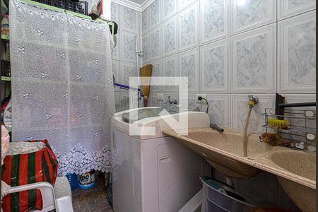 Casa à venda com 137m², 3 quartos e 2 vagas Casa à venda com 137m², 3 quartos e 2 vagasÁrea de Serviço