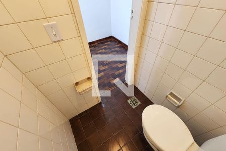 Apartamento à venda com 180m², 2 quartos e 2 vagasBanheiro de serviço