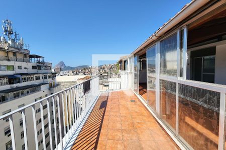 Apartamento à venda com 180m², 2 quartos e 2 vagasSacada da Área Externa