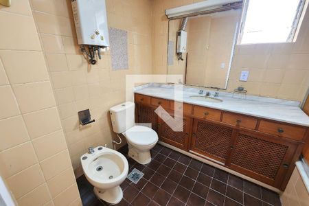 Apartamento à venda com 180m², 2 quartos e 2 vagasBanheiro