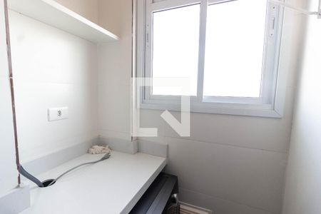 Apartamento para alugar com 45m², 2 quartos e sem vaga Apartamento para alugar com 45m², 2 quartos e sem vagaÁrea de serviço