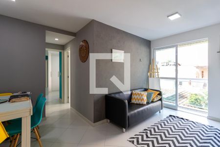 Apartamento à venda com 61m², 2 quartos e 1 vaga Apartamento à venda com 61m², 2 quartos e 1 vagaSala