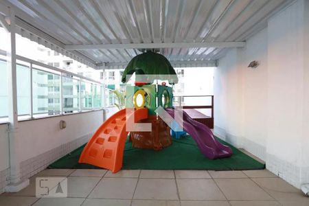 Apartamento à venda com 61m², 2 quartos e 1 vaga Apartamento à venda com 61m², 2 quartos e 1 vagaPlayground