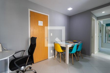 Apartamento à venda com 61m², 2 quartos e 1 vaga Apartamento à venda com 61m², 2 quartos e 1 vagaSala