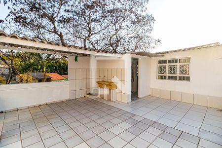 Casa para alugar com 25m², 1 quarto e sem vaga Casa para alugar com 25m², 1 quarto e sem vagaÁrea externa