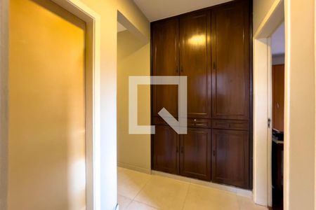 Apartamento à venda com 110m², 3 quartos e 2 vagasCorredor