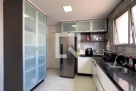 Apartamento à venda com 110m², 3 quartos e 2 vagasCozinha