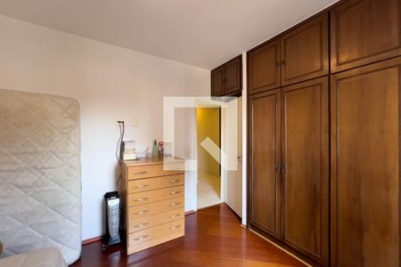 Apartamento à venda com 110m², 3 quartos e 2 vagasQuarto 2