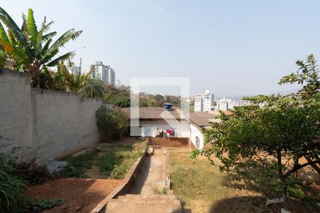 Casa à venda com 280m², 3 quartos e 2 vagasQuintal e Casa de Fundos