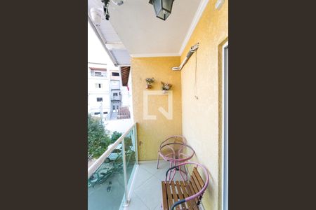 Casa à venda com 130m², 3 quartos e 4 vagas Casa à venda com 130m², 3 quartos e 4 vagassuíte 3 varanda