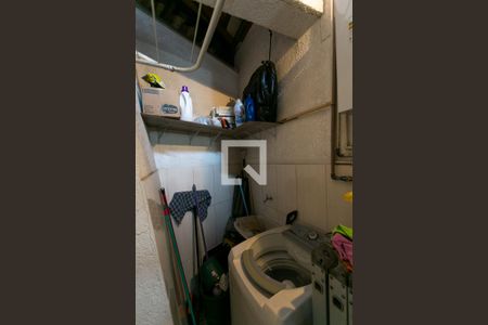 Casa à venda com 130m², 3 quartos e 4 vagas Casa à venda com 130m², 3 quartos e 4 vagasÁrea de Serviço