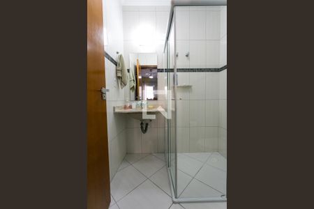 Casa à venda com 130m², 3 quartos e 4 vagas Casa à venda com 130m², 3 quartos e 4 vagasBanheiro da Suíte 2