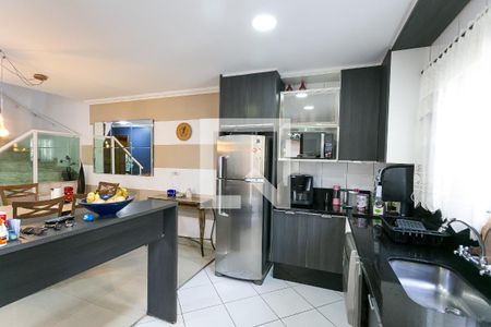 Casa à venda com 130m², 3 quartos e 4 vagas Casa à venda com 130m², 3 quartos e 4 vagasCozinha