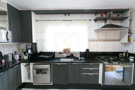 Casa à venda com 130m², 3 quartos e 4 vagas Casa à venda com 130m², 3 quartos e 4 vagasCozinha