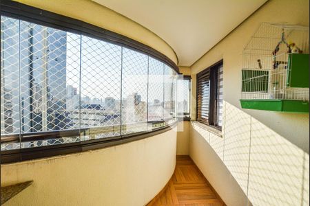 Apartamento à venda com 140m², 3 quartos e 2 vagasÁrea gourmet