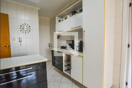 Apartamento à venda com 140m², 3 quartos e 2 vagasCozinha
