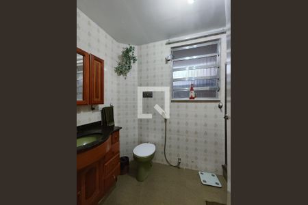 Casa à venda com 150m², 4 quartos e 1 vagaBanheiro Corredor