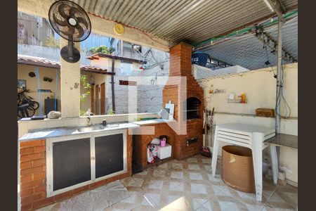 Casa à venda com 150m², 4 quartos e 1 vagaChurrasqueira