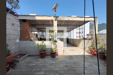 Casa à venda com 150m², 4 quartos e 1 vagaQuintal